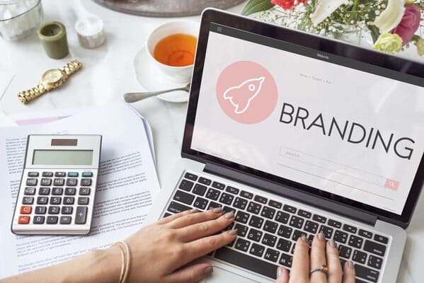 Estrategias efectivas de branding para sobresalir en el mundo digital